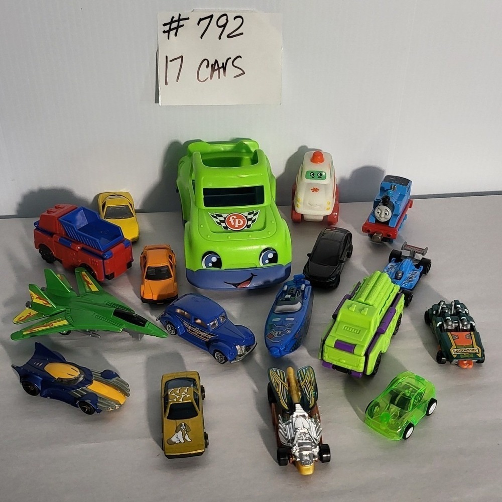 Lot of 17 Toy Cars and Vehicles Including Fisher Price, Thomas the Tank Engine - Picture 4 of 5